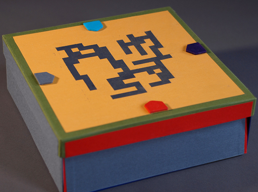 Sanzi Kermes, IIITU custom built presentation Box